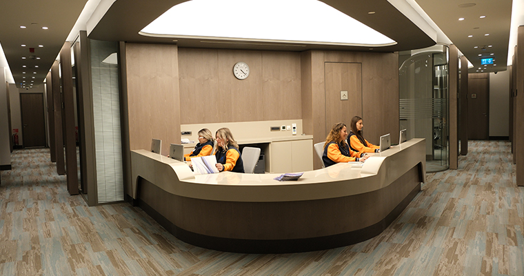 International Joint Center clinical team in the lobby
